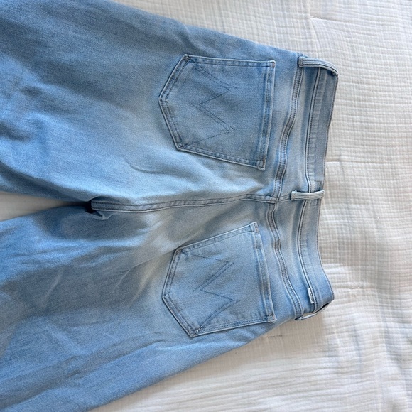 MOTHER the Rambler Zip Ankle Fray in color Chill Pill - Picture 4 of 8